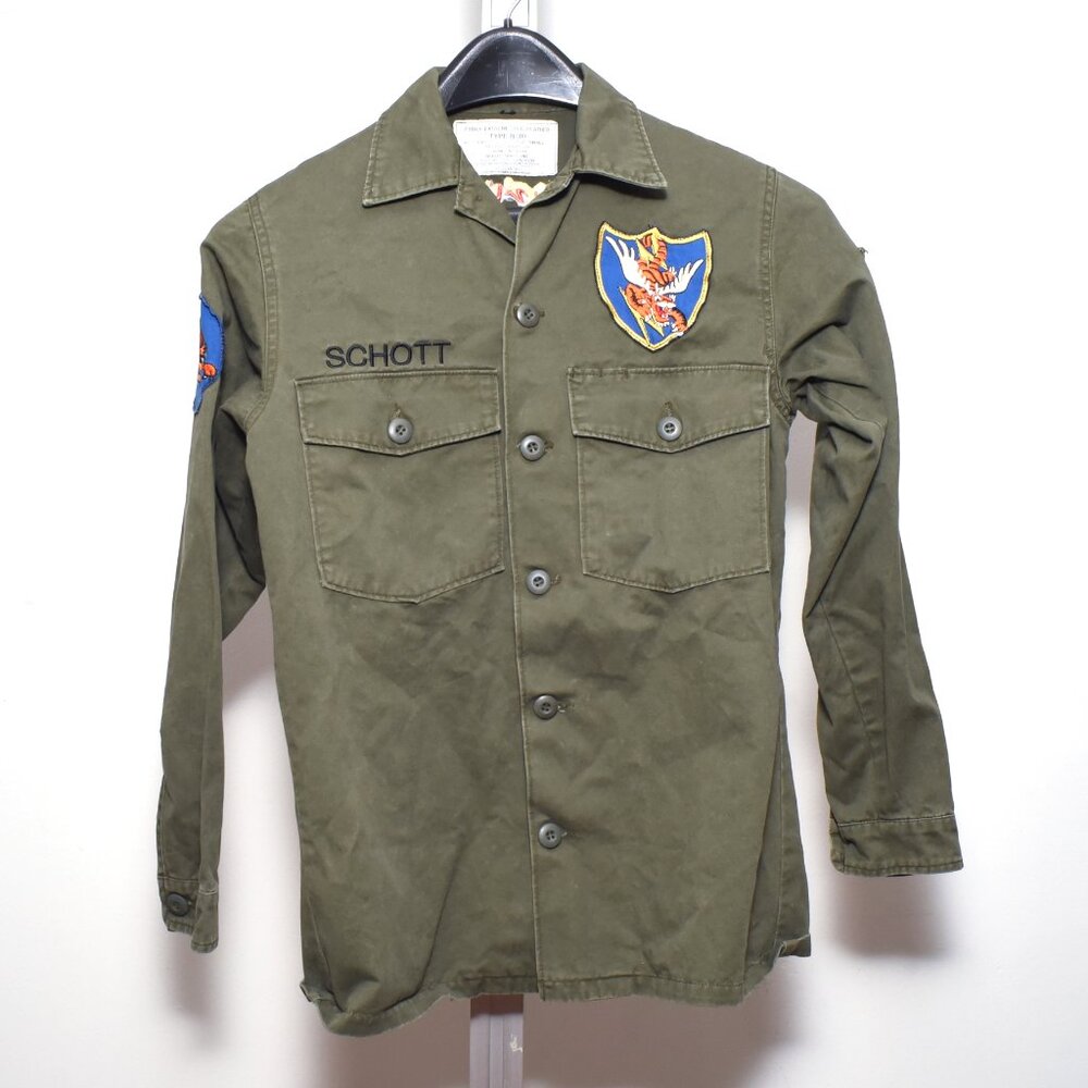 Schott NYC MIL-J-6181 Souvenir Jacket Shirt Flying Tiger Vietnam Jacket Military